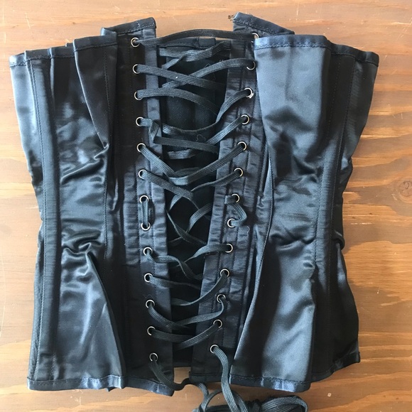 High quality Black Satin corset - Picture 2 of 8